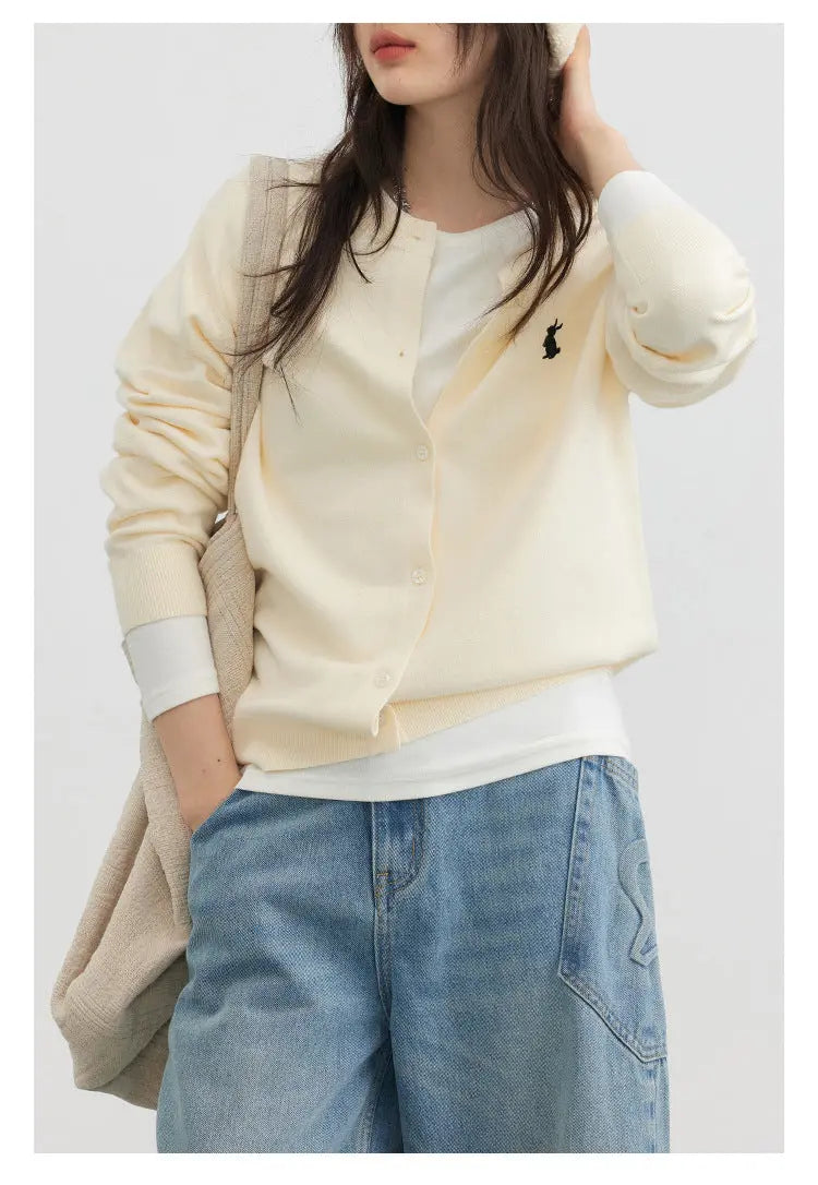 Simple Solid Embroidered Knitted Cardigan Sweater for Autumn Dropshipman